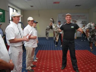 мне вручили долгожданный костюм!!!