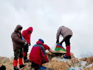 Вершина Ильхама